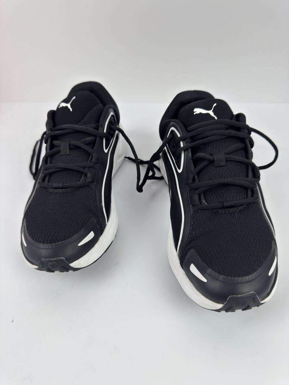 Size 9 - PUMA Softride Pro Coast - Black White